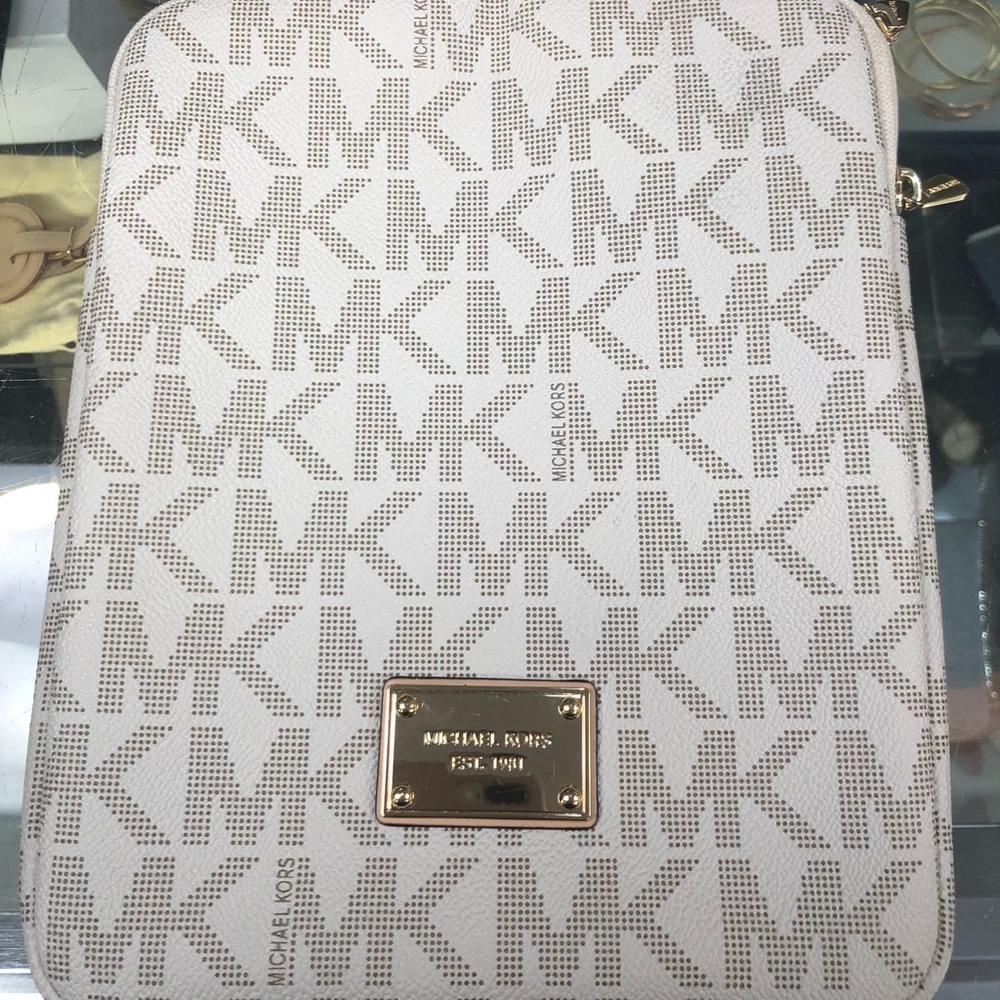 Michael Kors IPad case